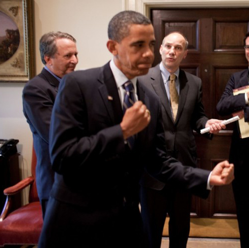 obama-boxing-600×493