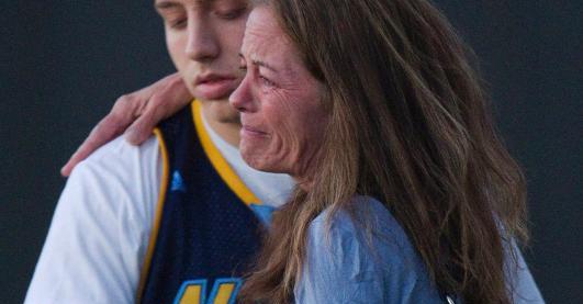 ap_colorado_shooting_crying_wy_120720_ssh