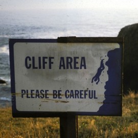 CliffAreaDangerSignS
